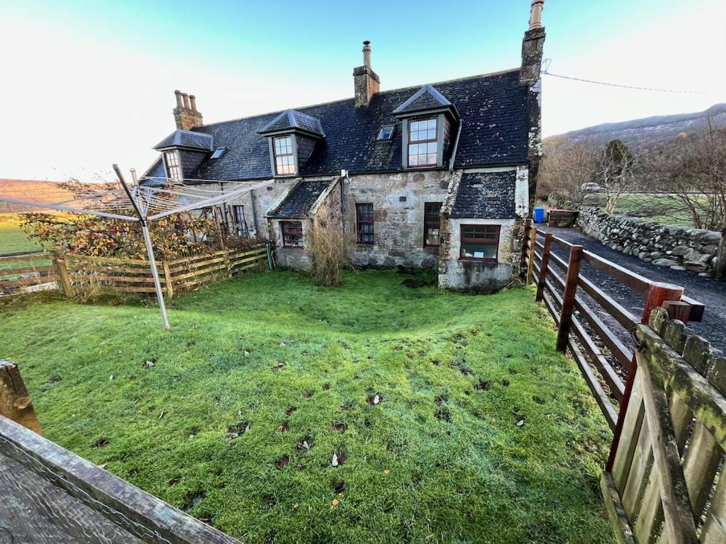 Quirky Highland Cottage With Stunning Views Fearn Lodge Dış mekan fotoğraf